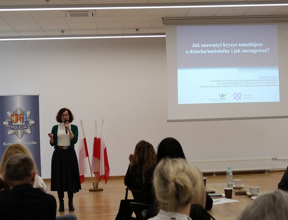 Konferencja "Życie warte jest rozmowy - samobójstwom można i trzeba zapobiegać"